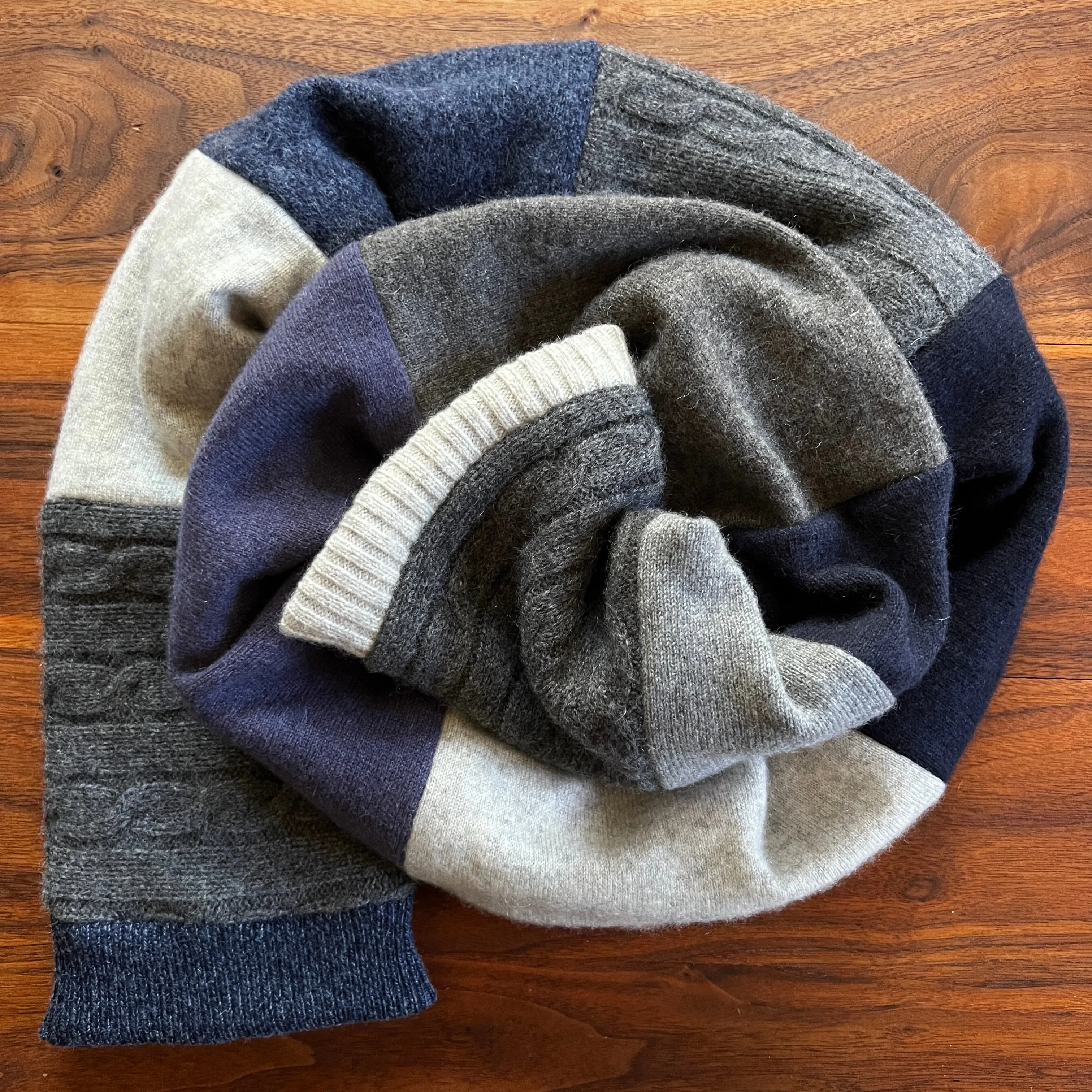 'Blustery' Narrow Cashmere Scarf