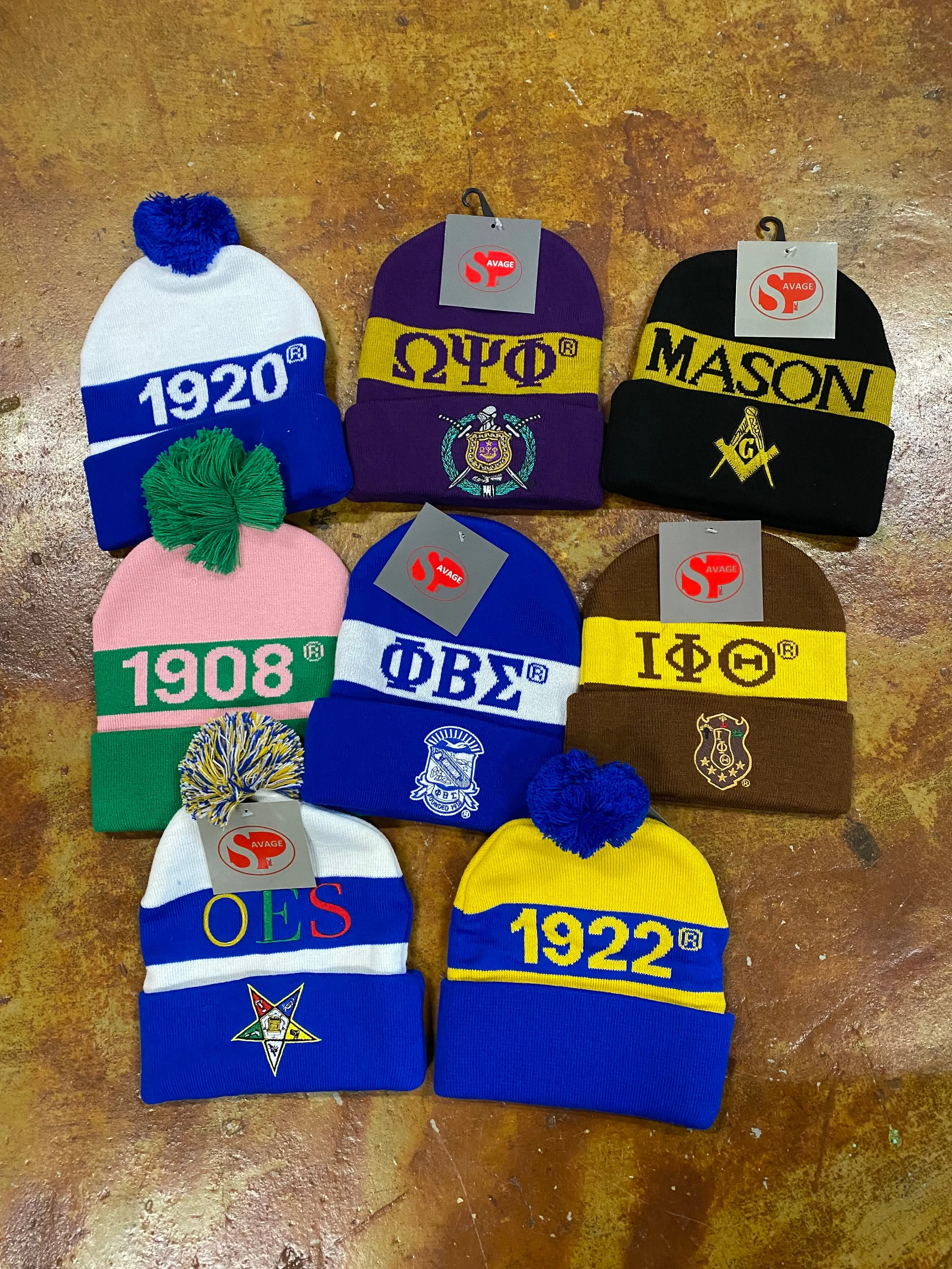 D9 - Knit Beanies