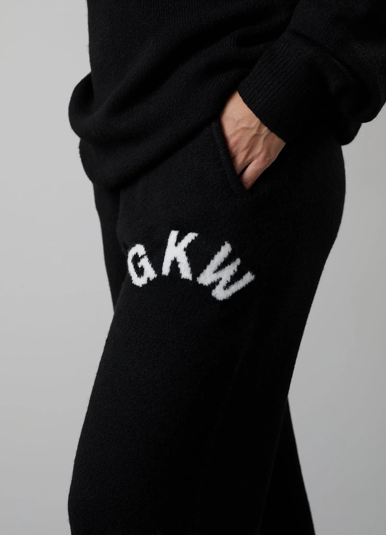 Gym King Restore Knitted Crew Tracksuit - Black