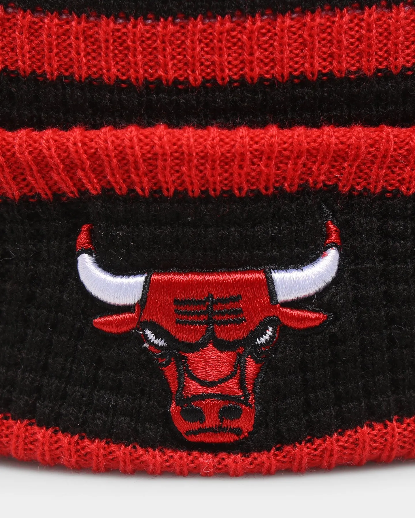 New Era Kids' Chicago Bulls Pom Waffle Knit Beanie Original Team Colours