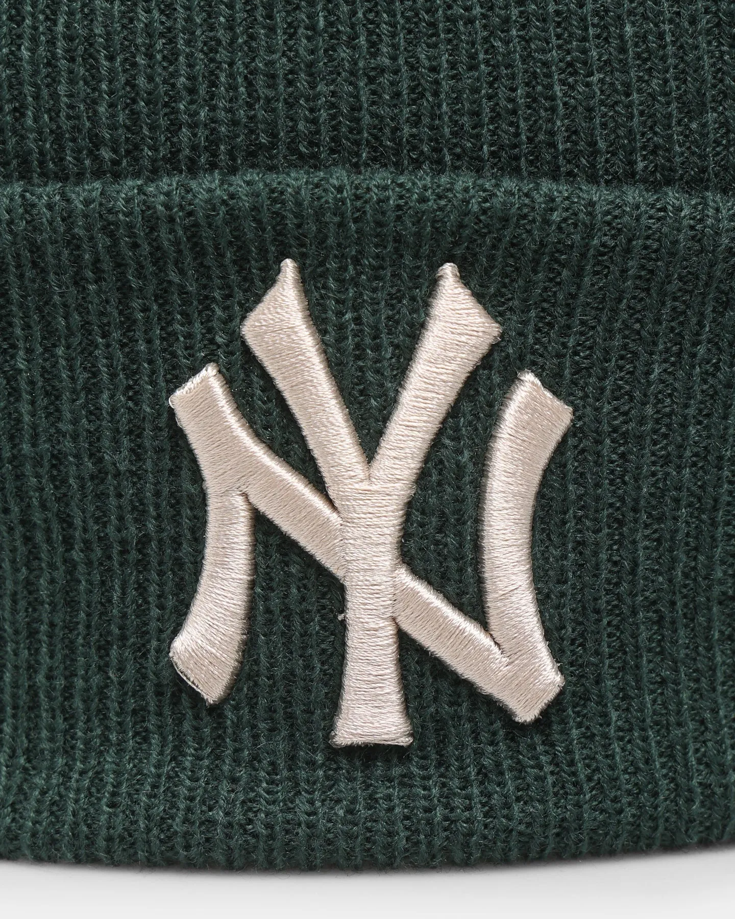 New Era New York Yankees Cuff Thin Knit Beanie Dark Green