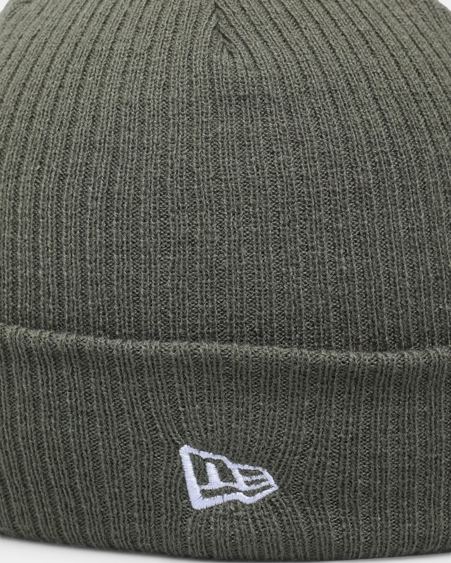 New Era New York Yankees Pom Knit Beanie Olive