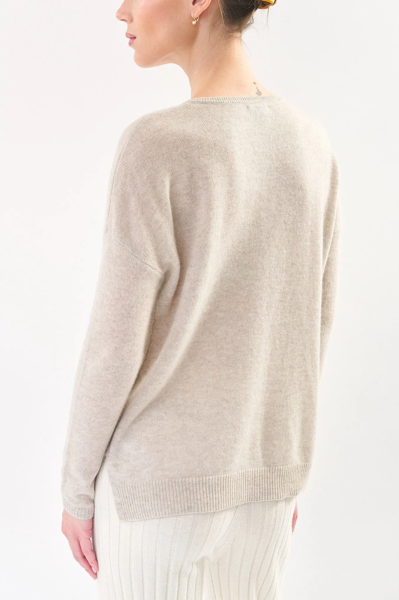 Robertson Madison 100% Cashmere Crewneck CC-221 | Oat | Clearance Final Sale